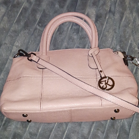Pink Katee VALENTINES DAY Handbag with Logo Charm - Picture 2 of 9